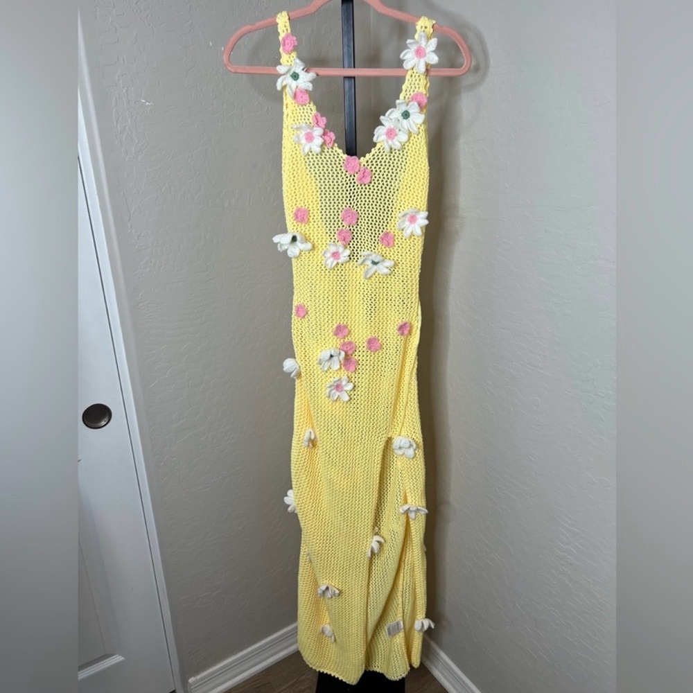 NWT For Love & Lemons Corie Crochet Floral Maxi Dress / Yellow / Size L - Picture 3 of 3